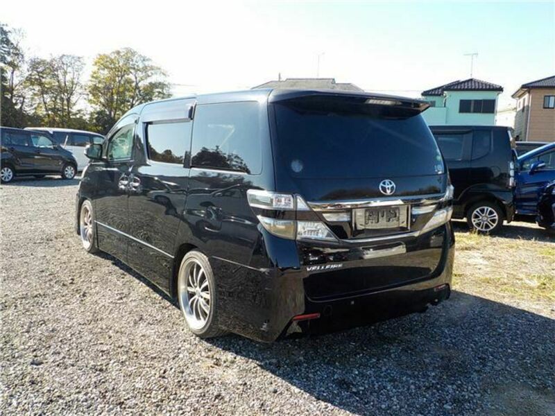 VELLFIRE-1