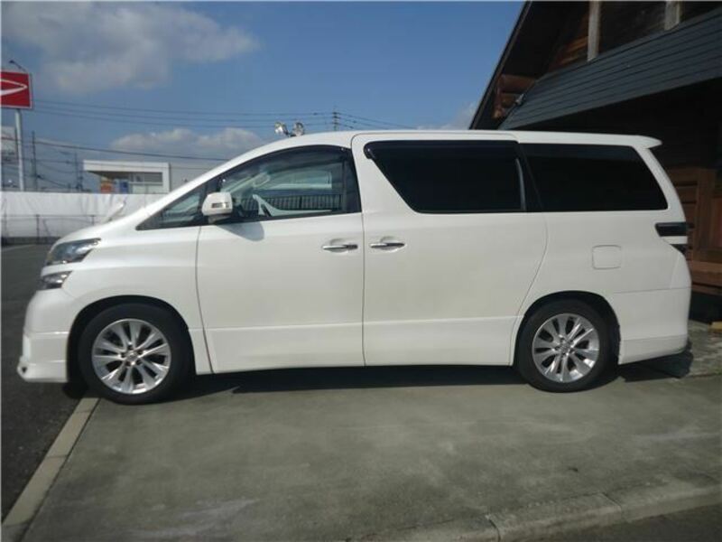 VELLFIRE-7