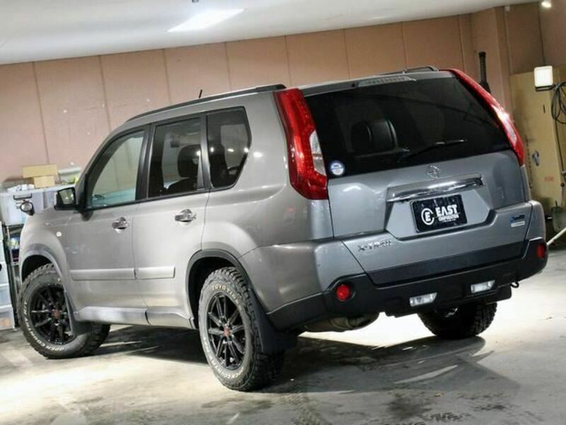 X-TRAIL-44