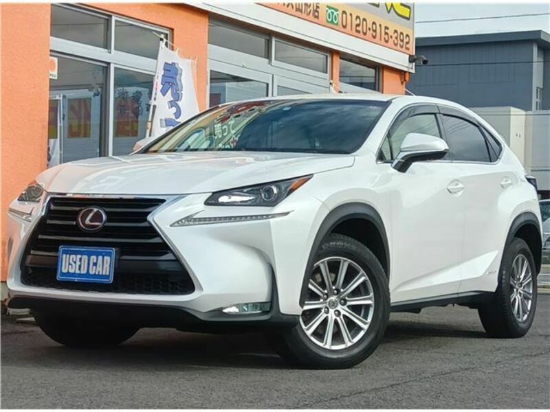 LEXUS　NX