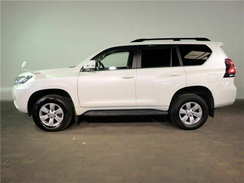 LAND CRUISER PRADO-30