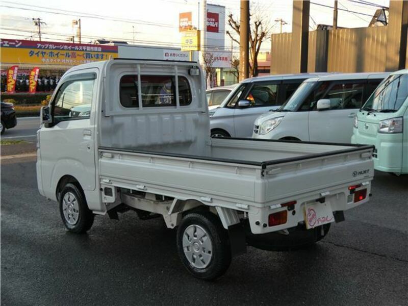 HIJET TRUCK-1