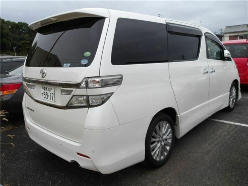 VELLFIRE-1