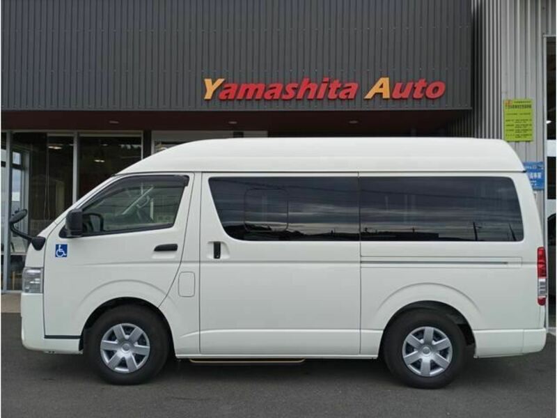 HIACE VAN-3