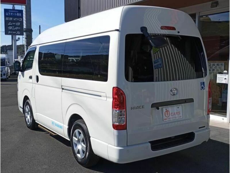 HIACE VAN-4