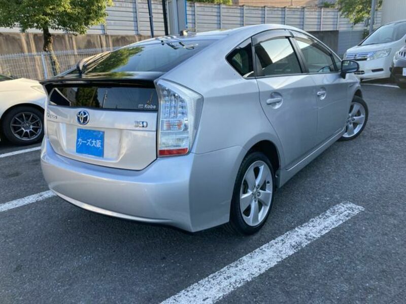 PRIUS-2