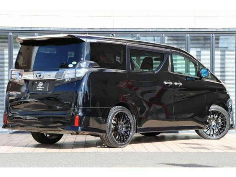 VELLFIRE-2