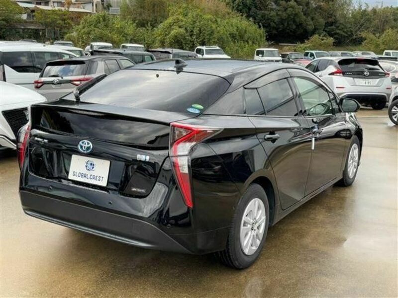 PRIUS-11