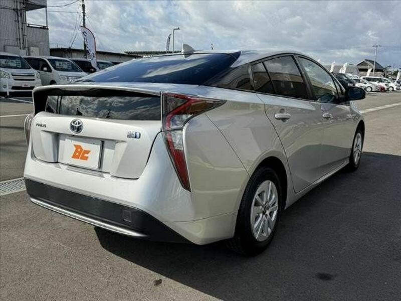 PRIUS-14