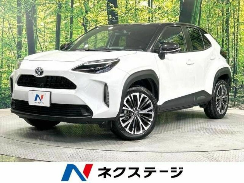 TOYOTA　YARIS CROSS