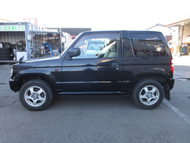 PAJERO MINI-16