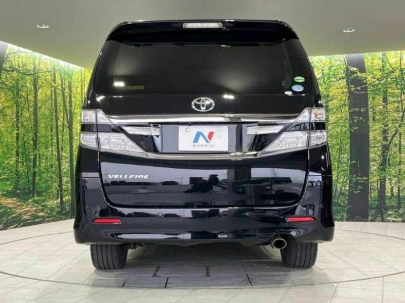 VELLFIRE-16