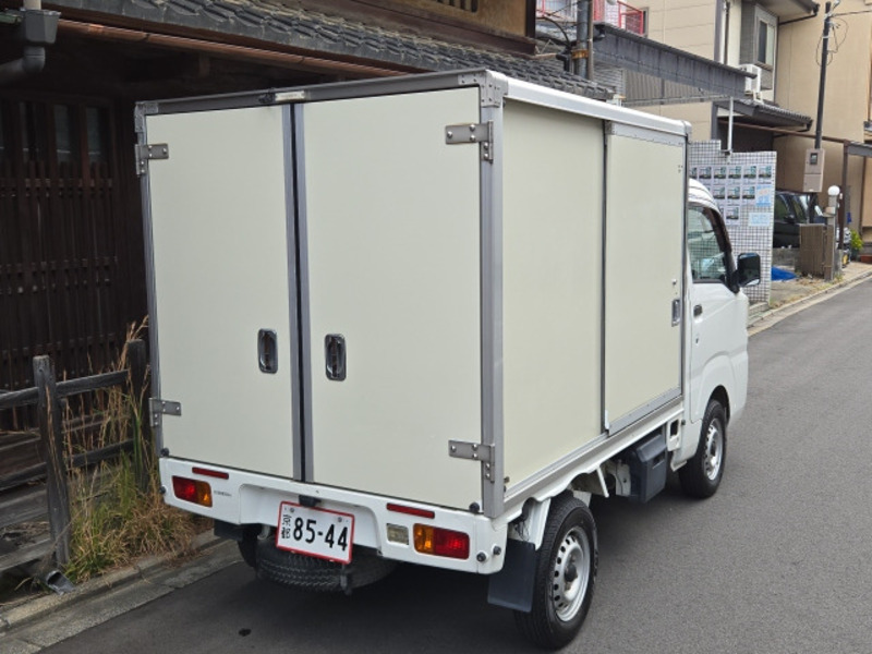 HIJET TRUCK-1