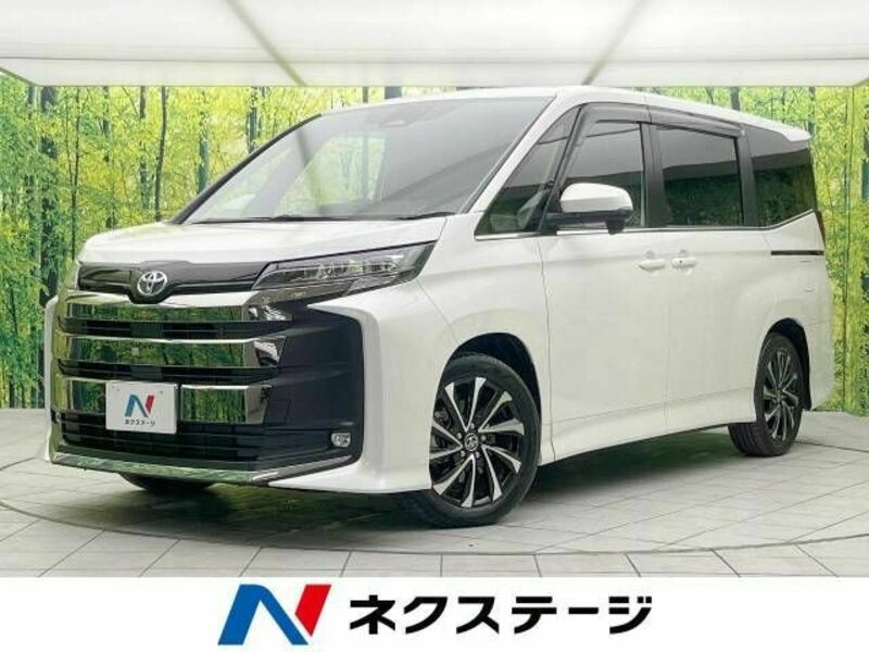 TOYOTA　NOAH