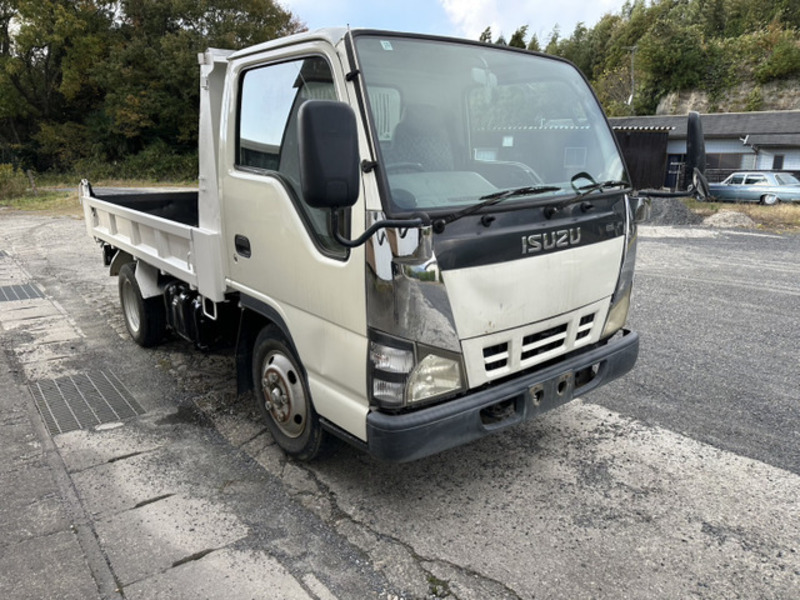 ISUZU　ELF