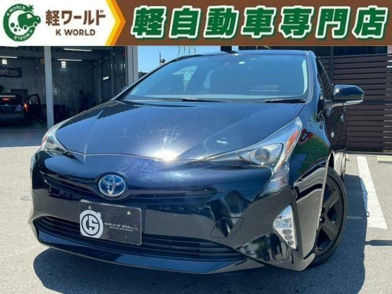 TOYOTA　PRIUS