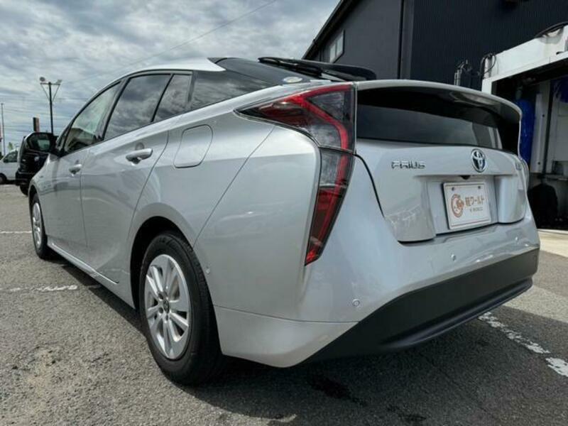 PRIUS-5