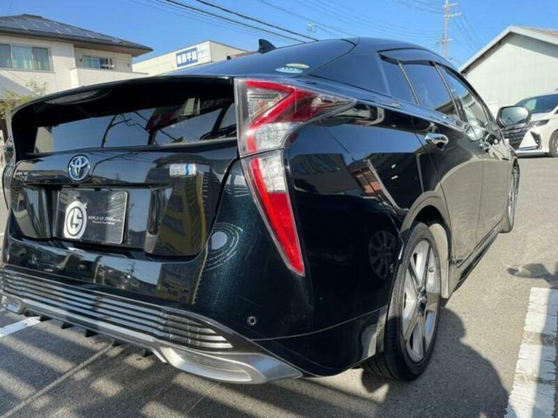 PRIUS-1