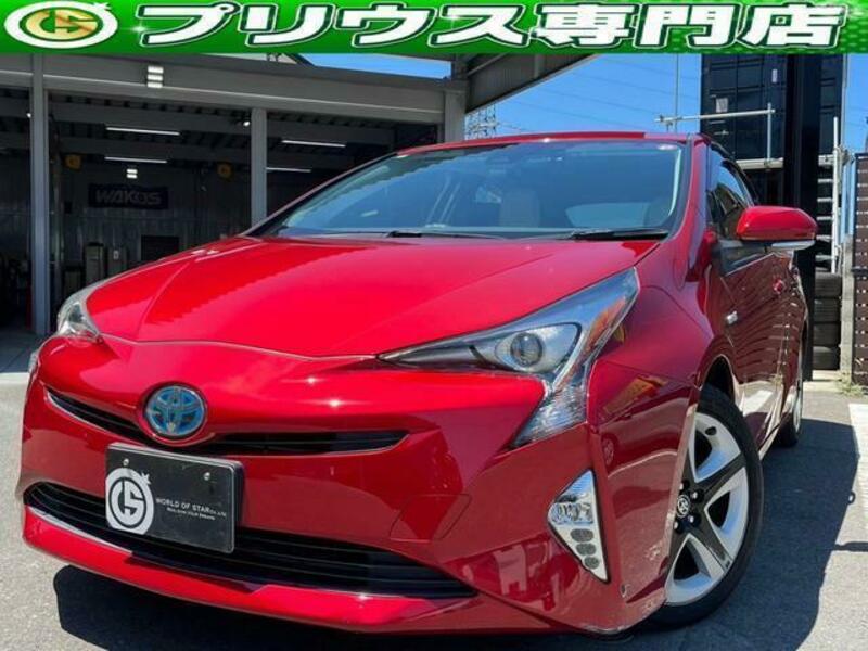 TOYOTA　PRIUS