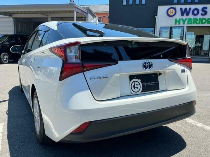 PRIUS-6