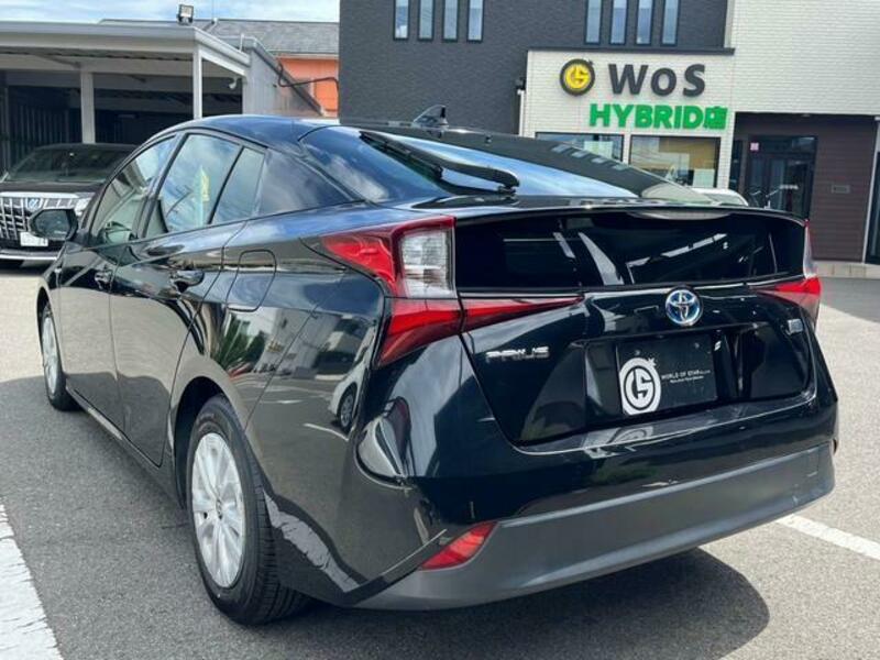 PRIUS-6