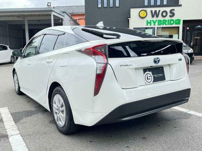 PRIUS-6