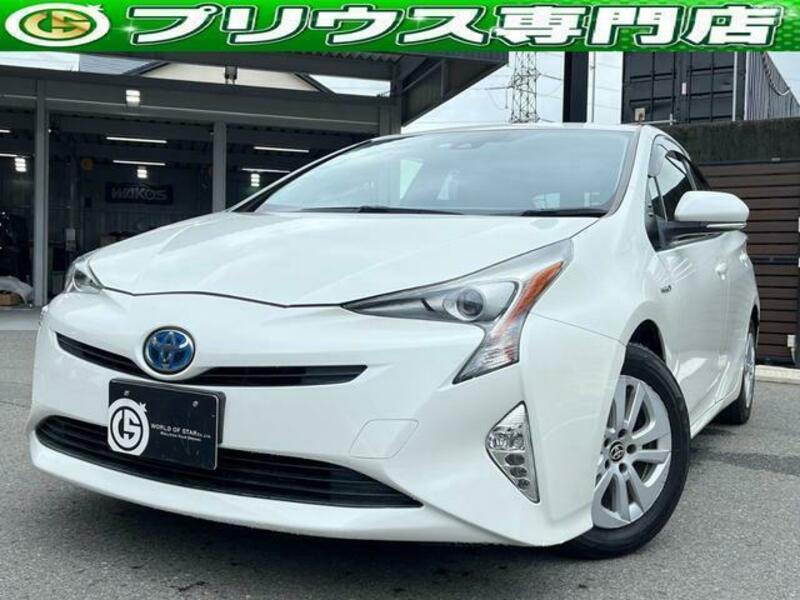 TOYOTA　PRIUS