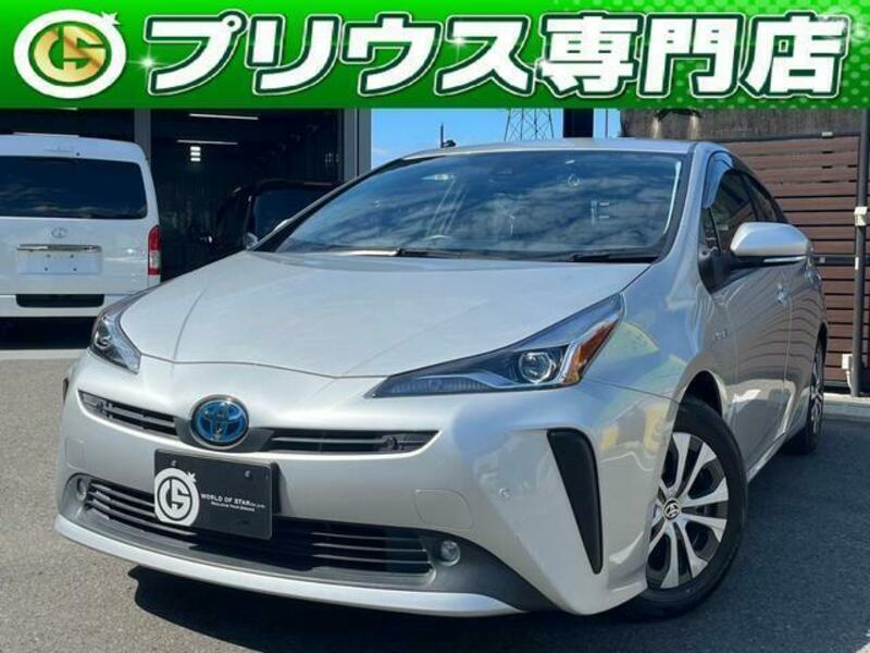 TOYOTA　PRIUS