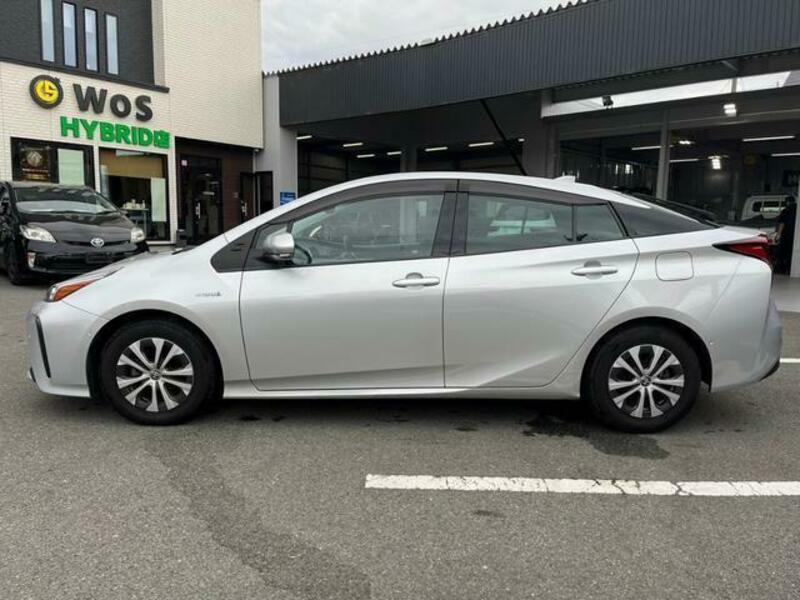 PRIUS-7