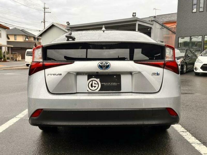 PRIUS-5