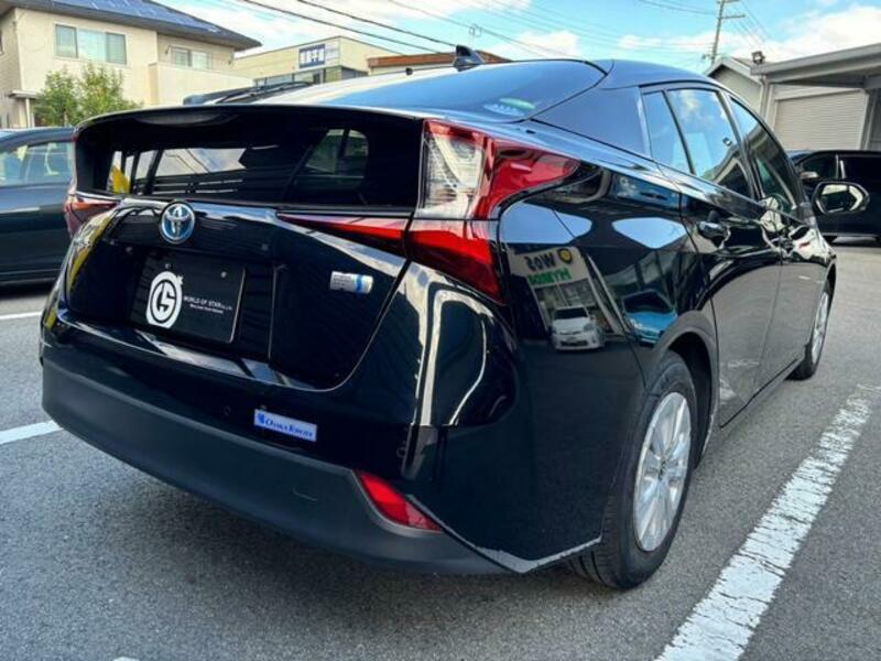 PRIUS-3