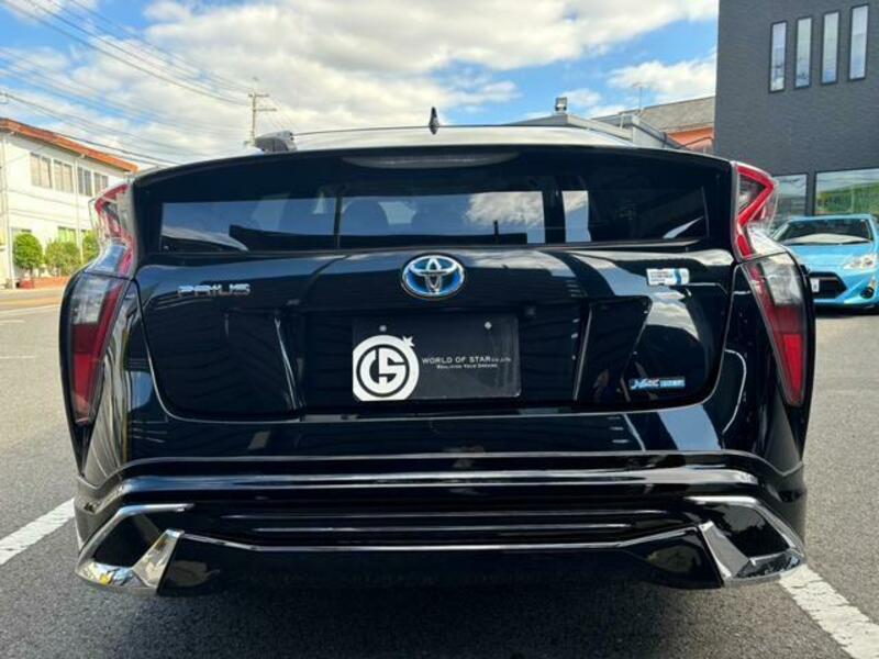 PRIUS-4