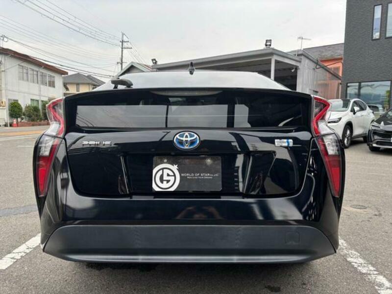 PRIUS-6