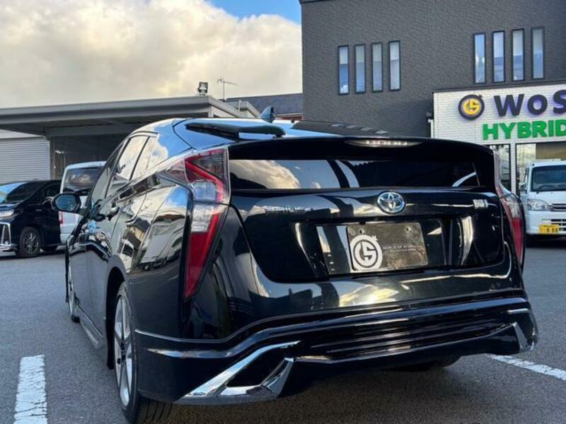 PRIUS-7