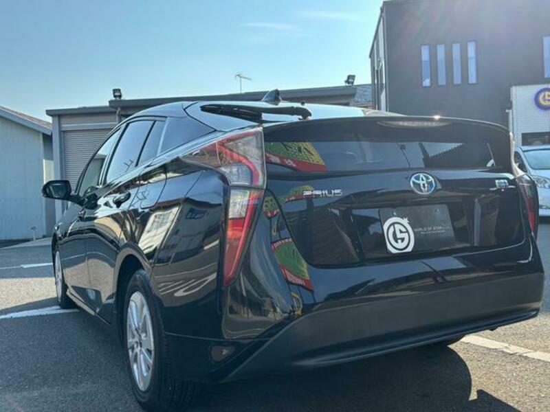 PRIUS-7