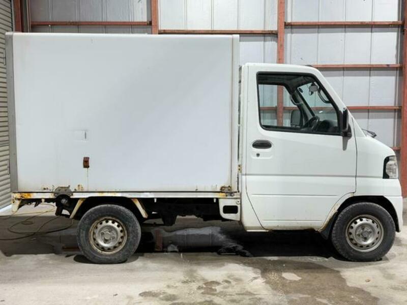 MINICAB TRUCK-11