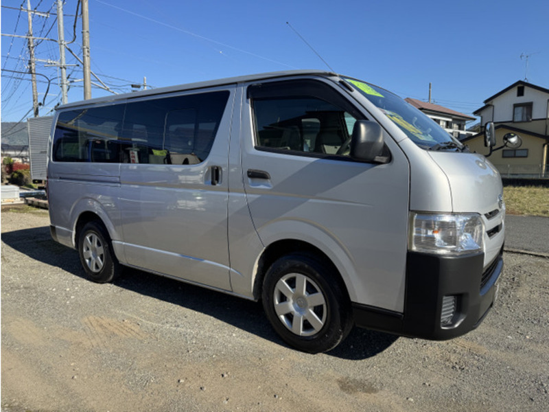 HIACE VAN-17