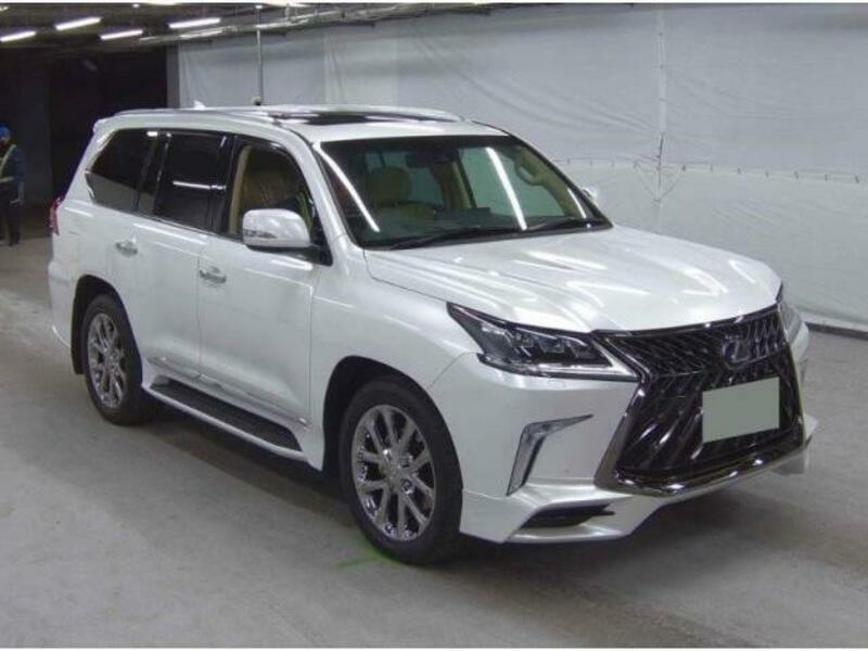 LEXUS　LX