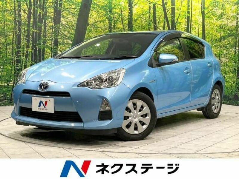 TOYOTA　AQUA