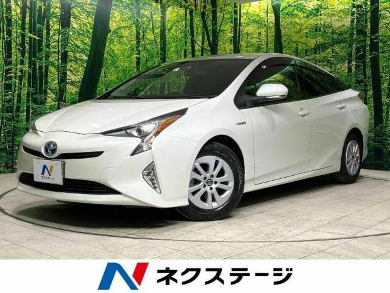 TOYOTA　PRIUS