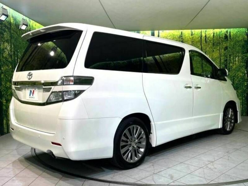 VELLFIRE-17