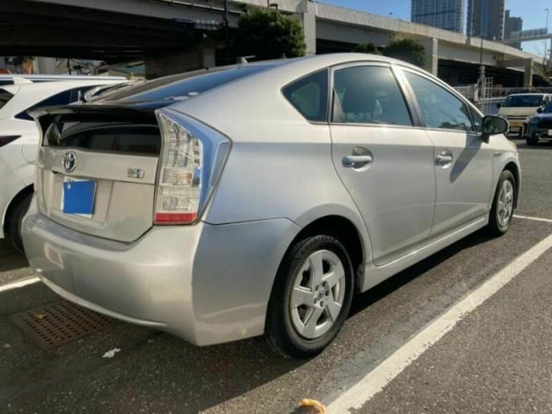 PRIUS-2