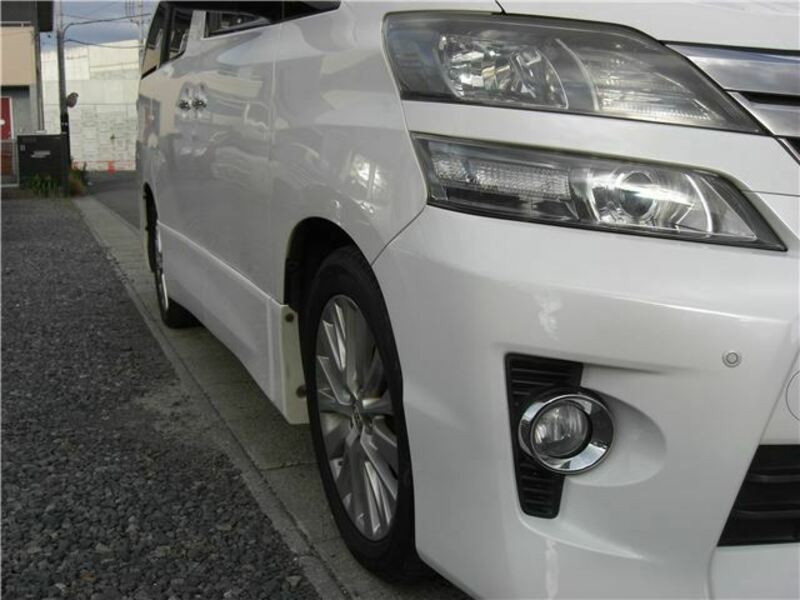 VELLFIRE-23