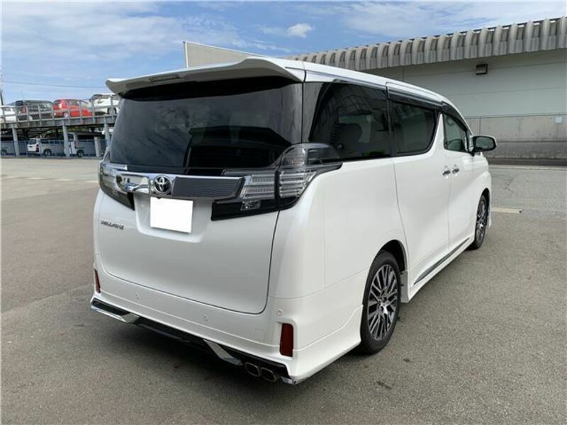 VELLFIRE-1