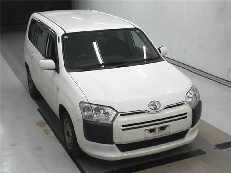 TOYOTA　PROBOX