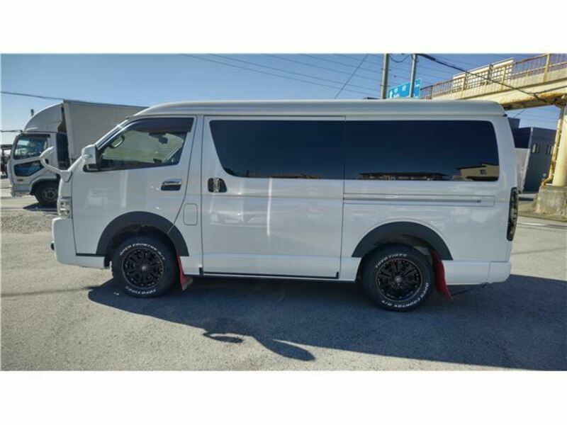 HIACE VAN-13