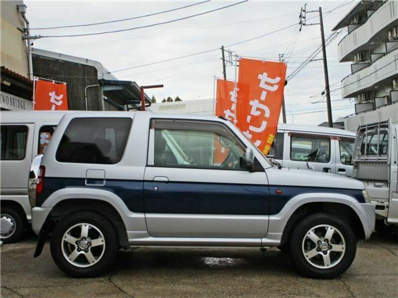 PAJERO MINI