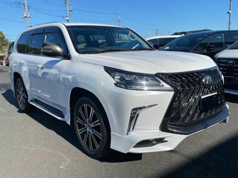 LEXUS　LX