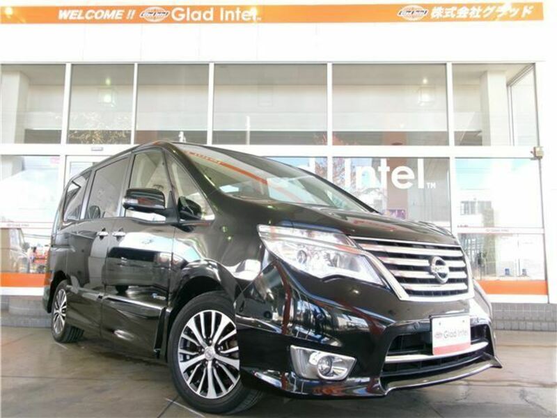 NISSAN　SERENA