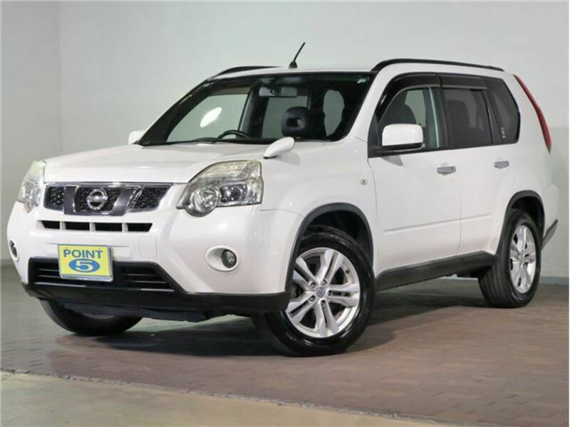 NISSAN　X-TRAIL